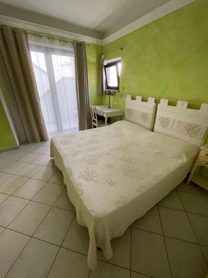 B&B Le Farfalle Палау Екстер'єр фото